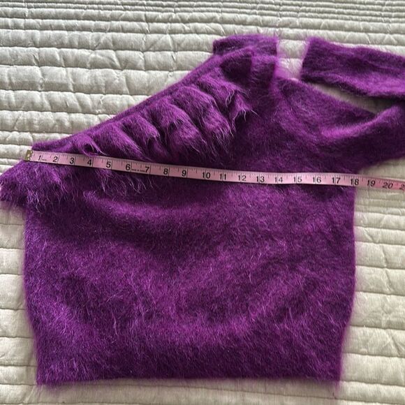 ZARA Purple One shoulder Long Sleeve Ruffled asymmetrical Knit Sweater Size S - Picture 4 of 9